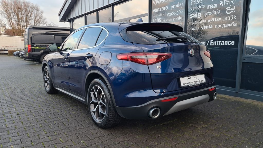 Alfa Romeo Stelvio 2021