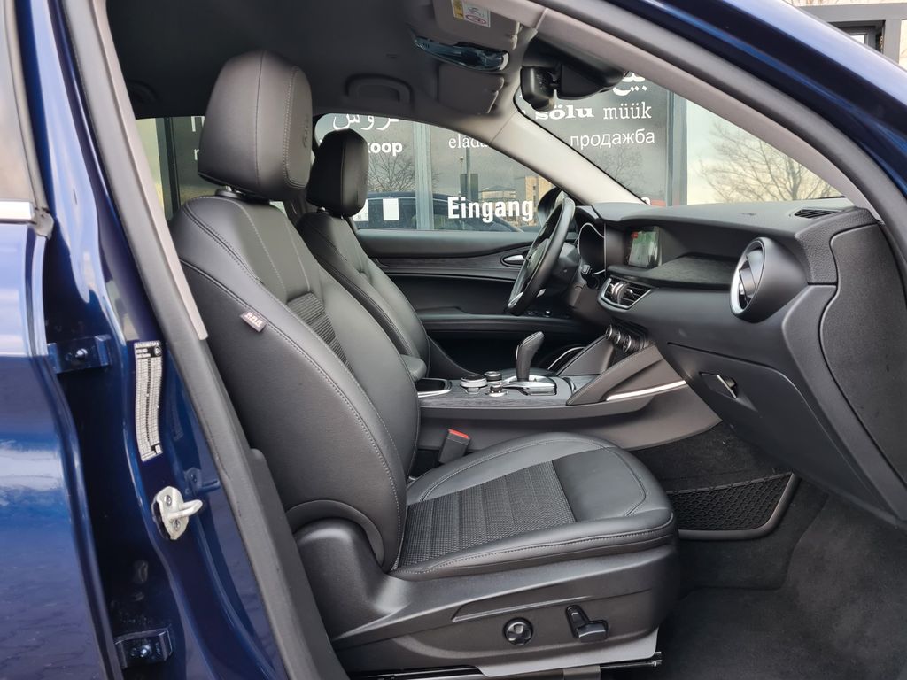 Alfa Romeo Stelvio 2021