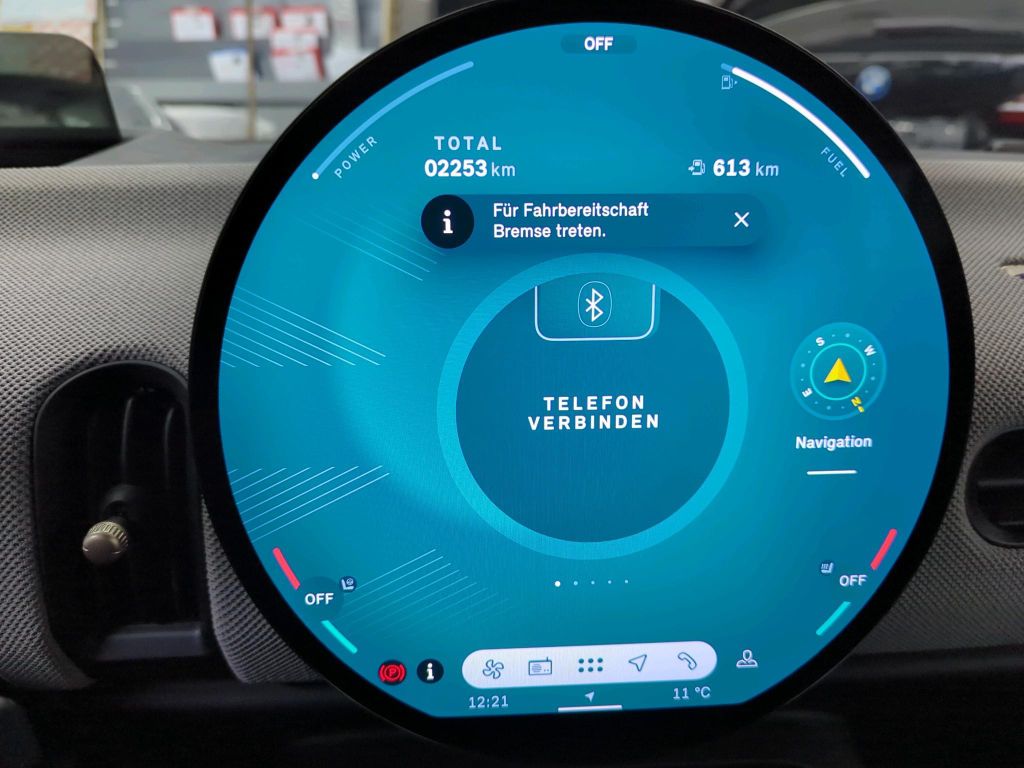 MINI Cooper Cabrio 2024