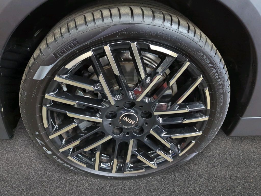 MINI Cooper Cabrio 2024