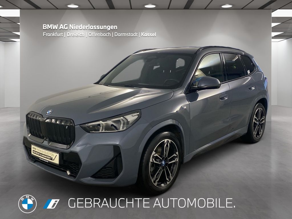 BMW iX1 2023