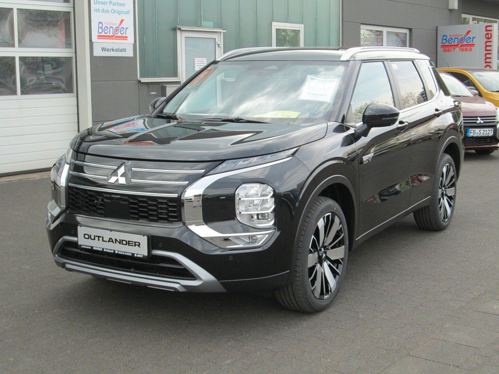 Mitsubishi Plug-in Hybrid Outlander 2025