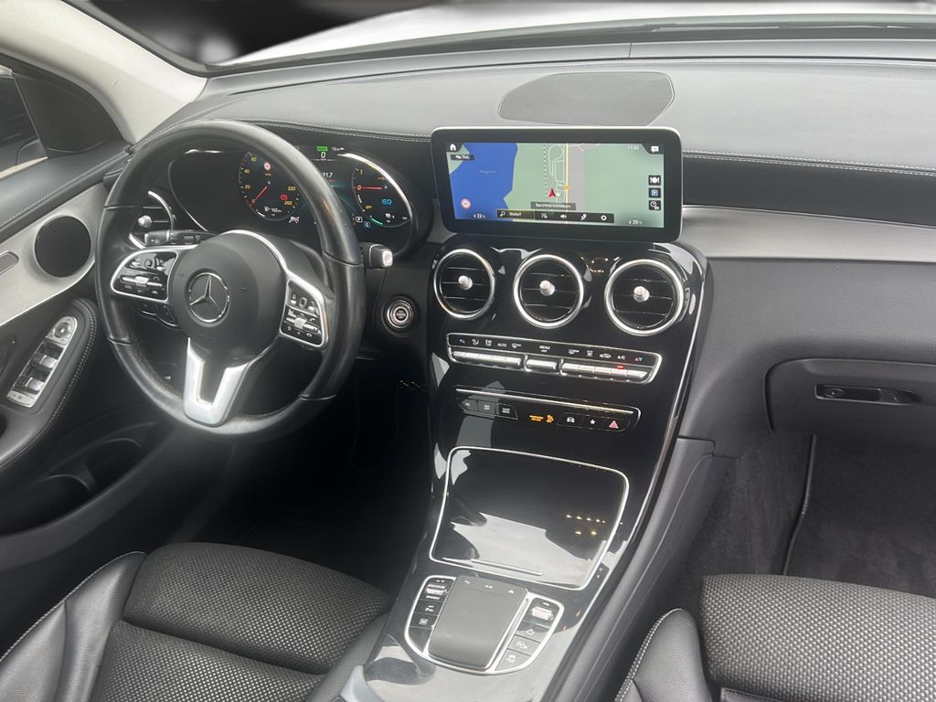 Mercedes-Benz GLC 300 2022