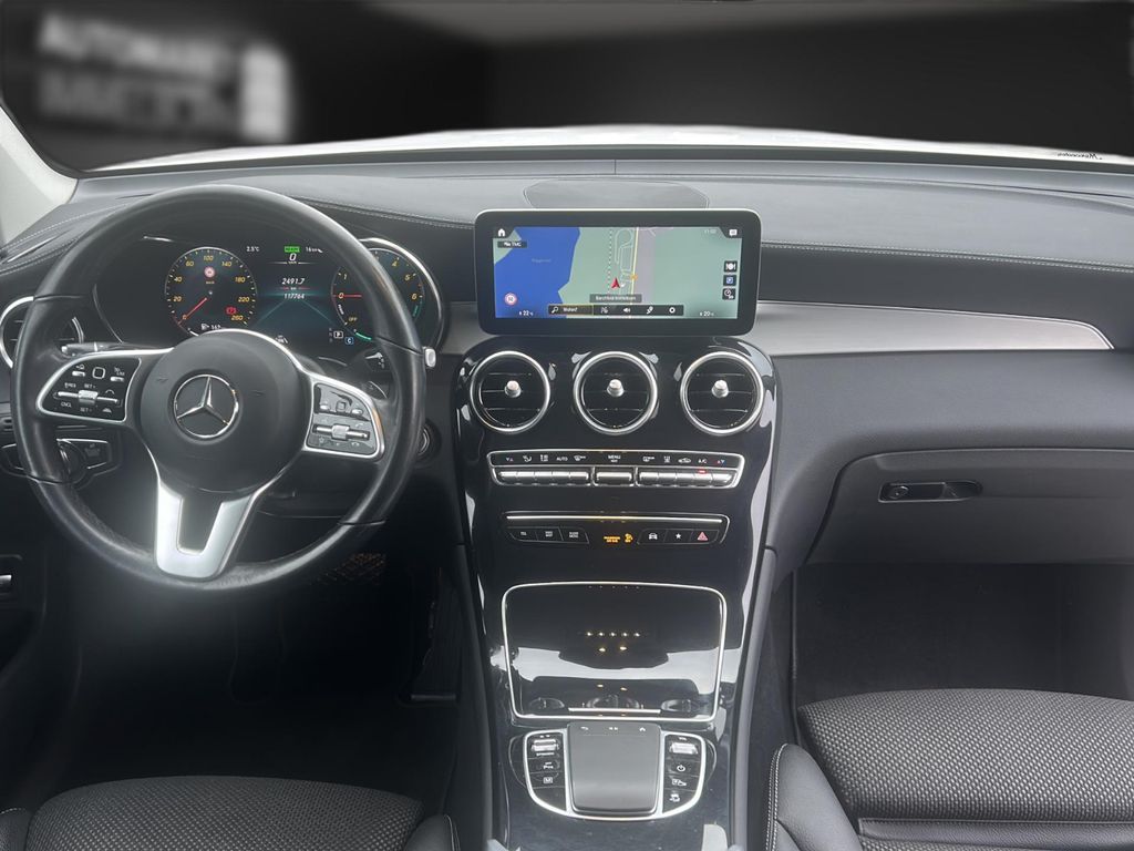 Mercedes-Benz GLC 300 2022