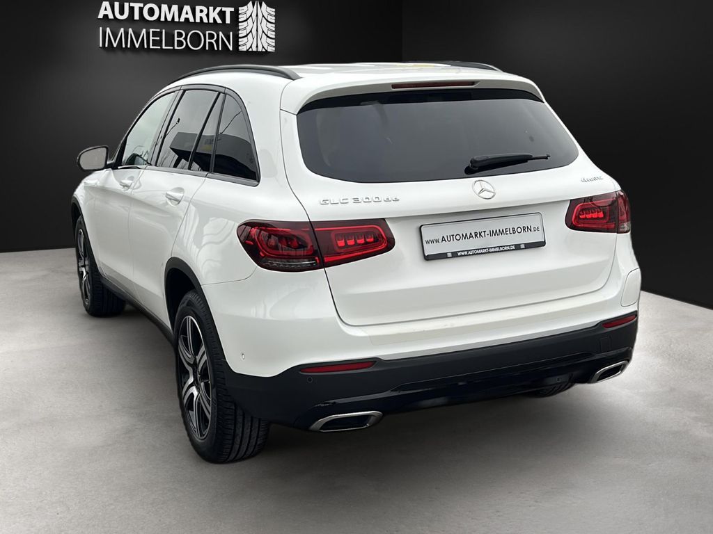 Mercedes-Benz GLC 300 2022