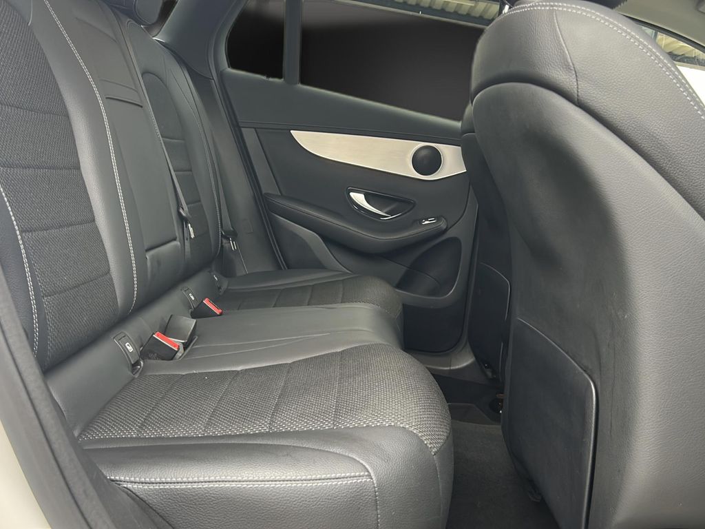 Mercedes-Benz GLC 300 2022