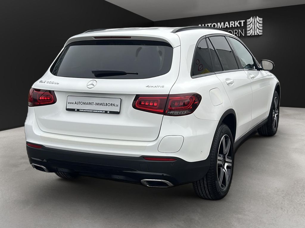 Mercedes-Benz GLC 300 2022