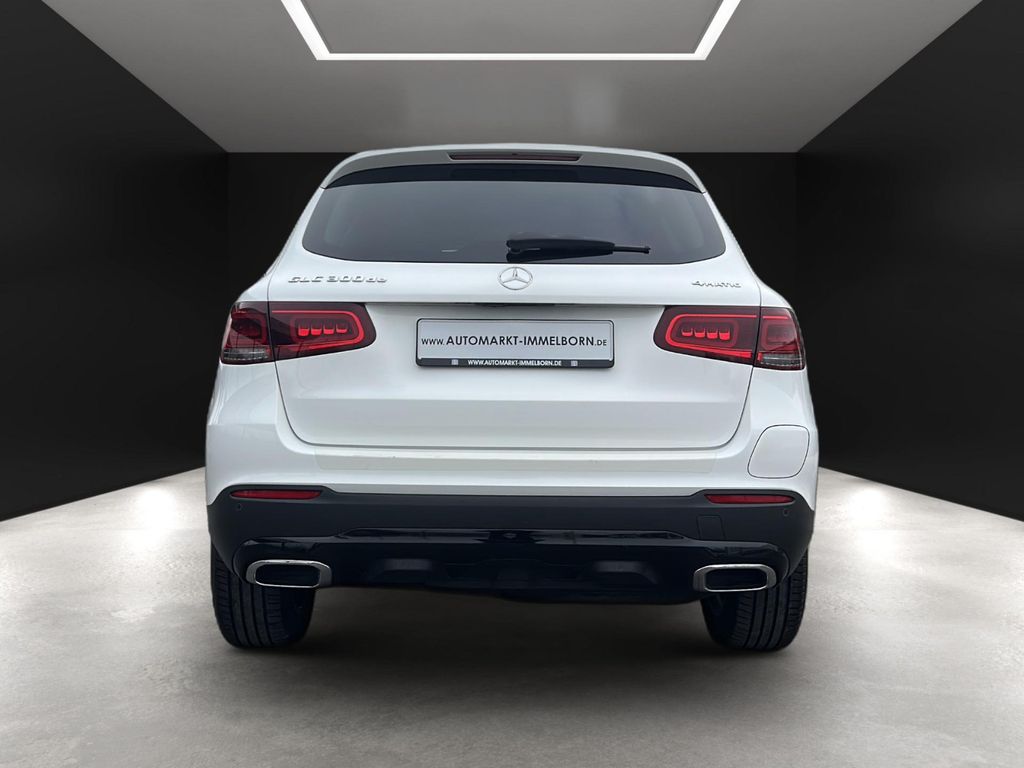 Mercedes-Benz GLC 300 2022