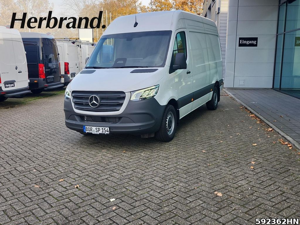 Mercedes-Benz Sprinter 2025