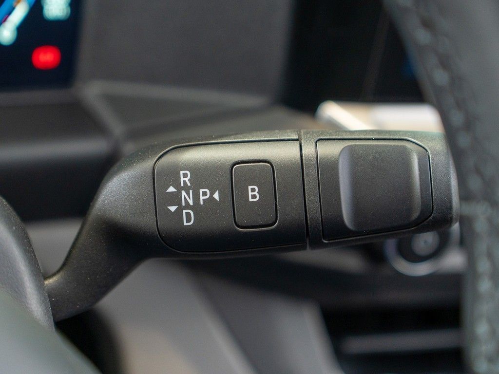 Volkswagen T7 Caravelle 2025