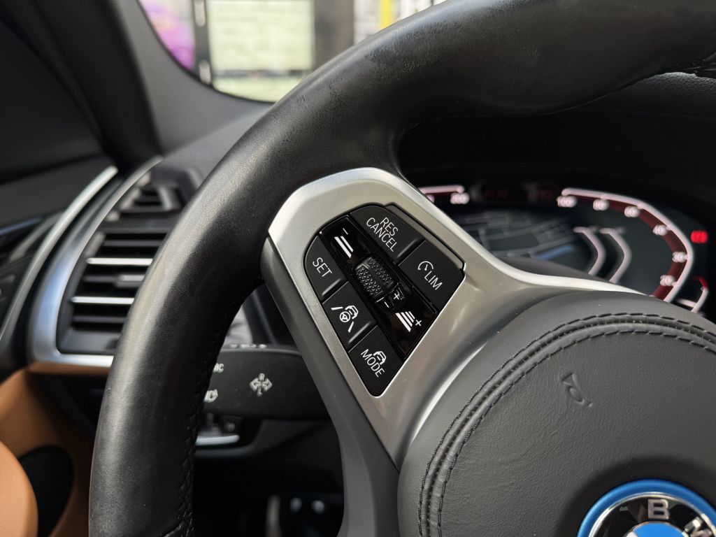 BMW iX3 2022