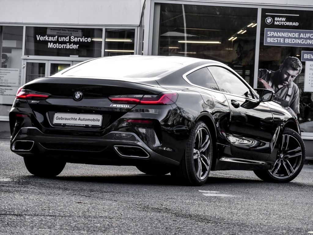 BMW M850 2023