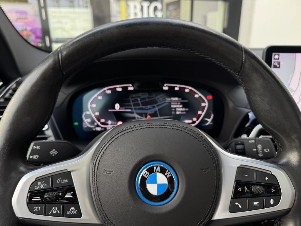 BMW iX3 2022