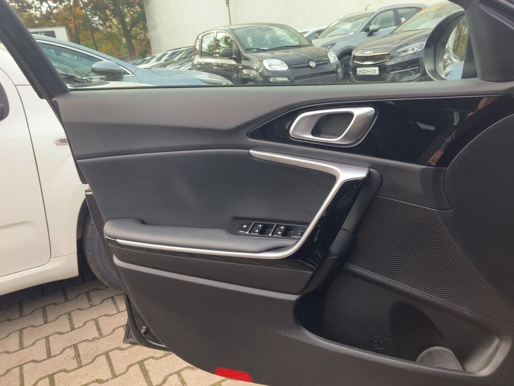 Kia cee'd / Ceed 2022