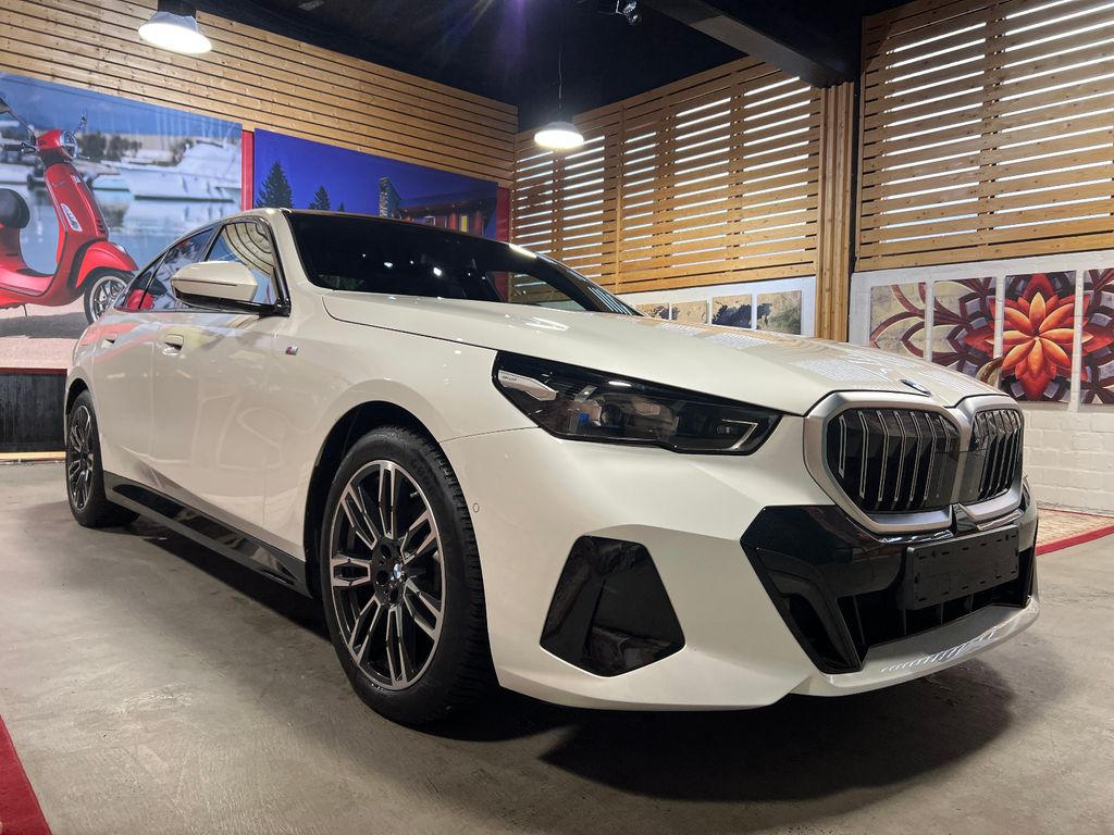 BMW 520 2024