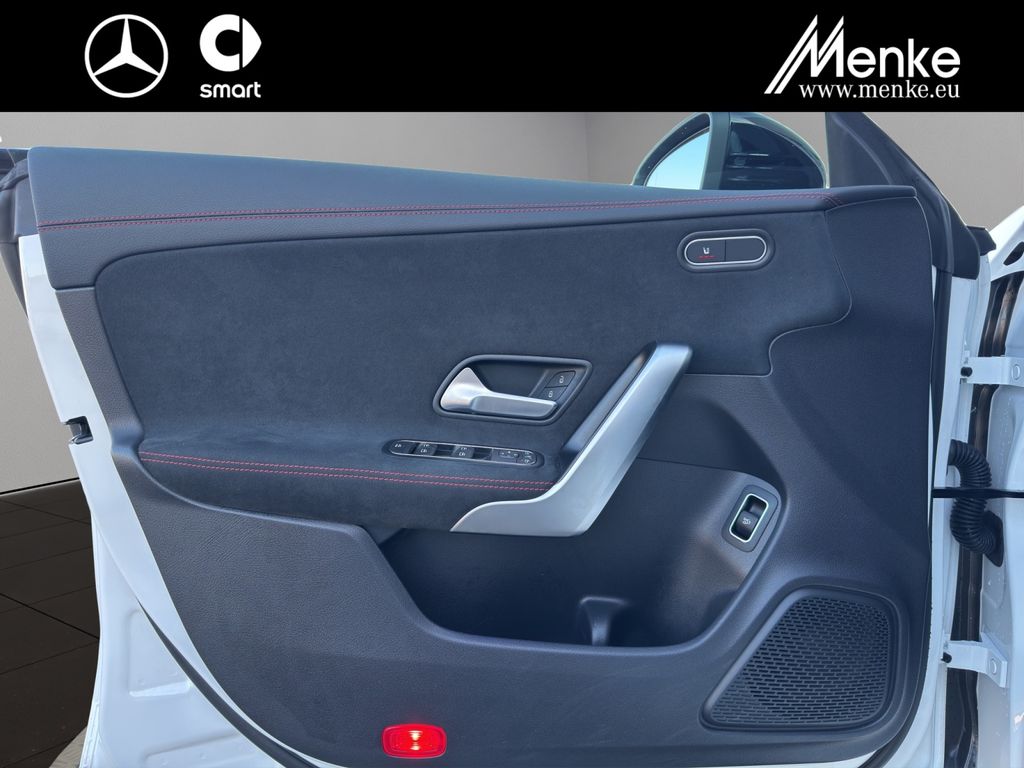 Mercedes-Benz CLA 200 2024