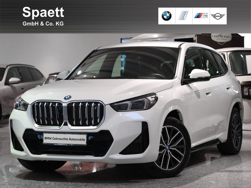 BMW iX1 2023