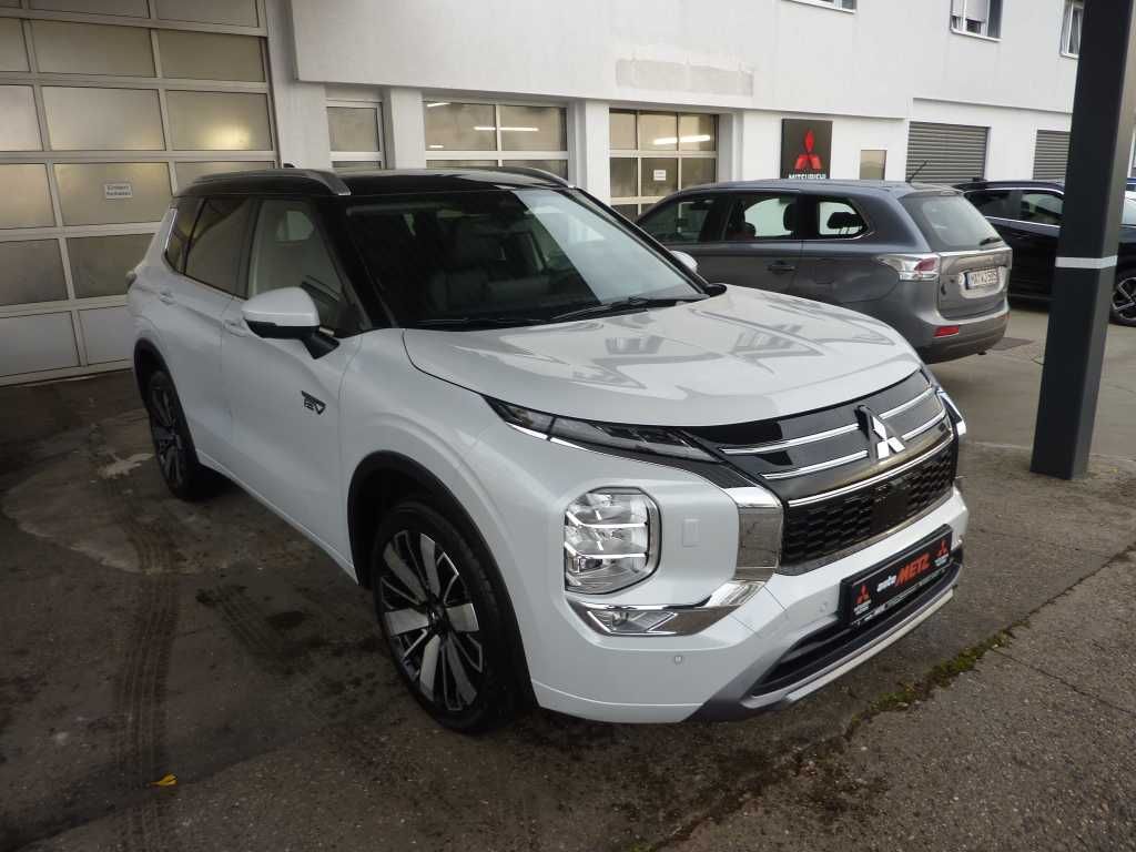Mitsubishi Outlander 2025
