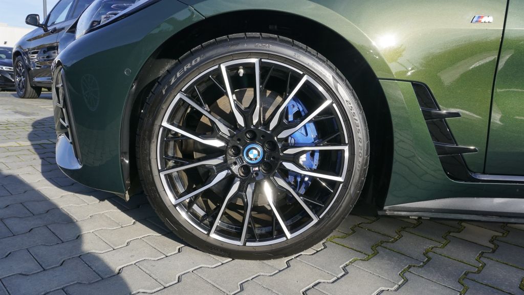 BMW i4 2022