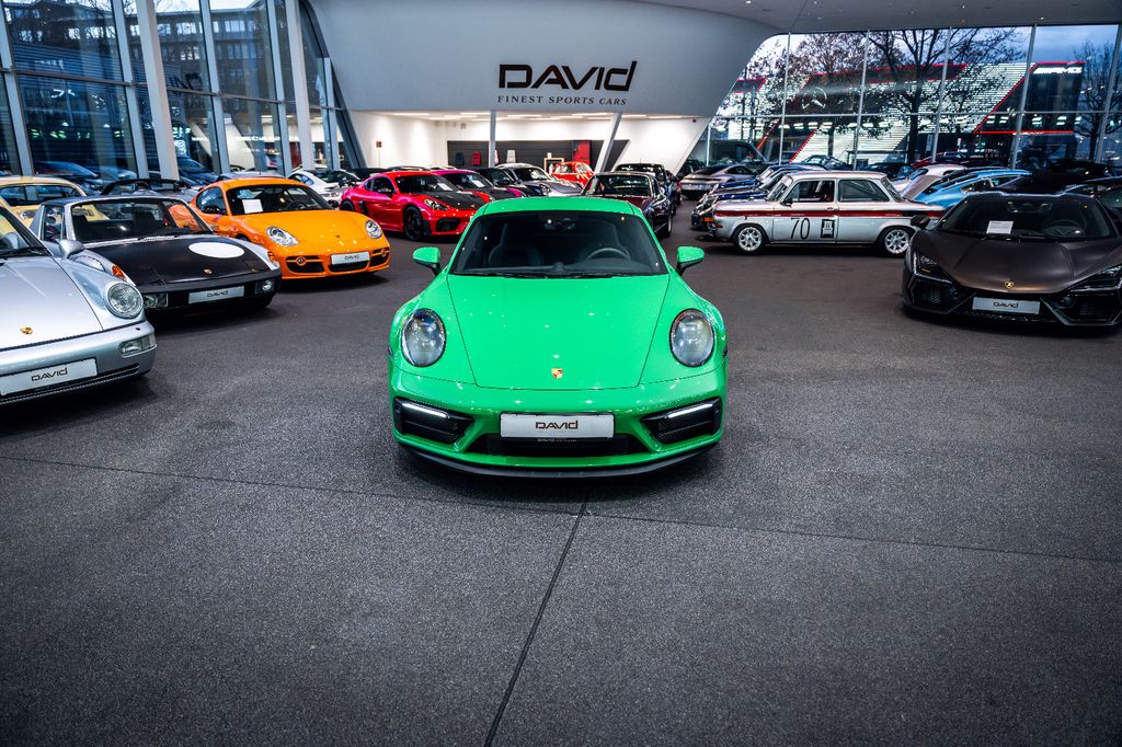 Porsche 992 2022