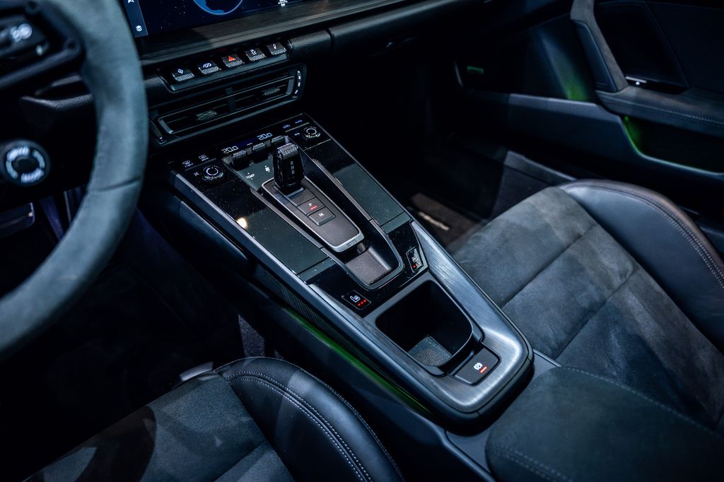Porsche 992 2022