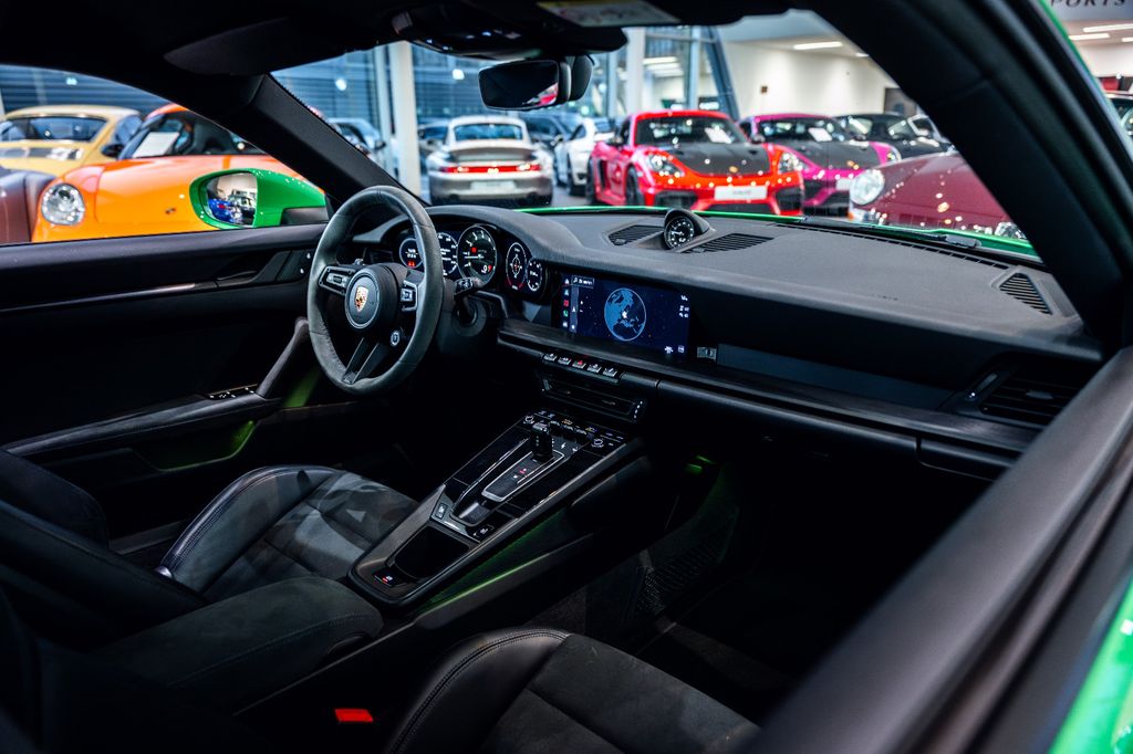 Porsche 992 2022