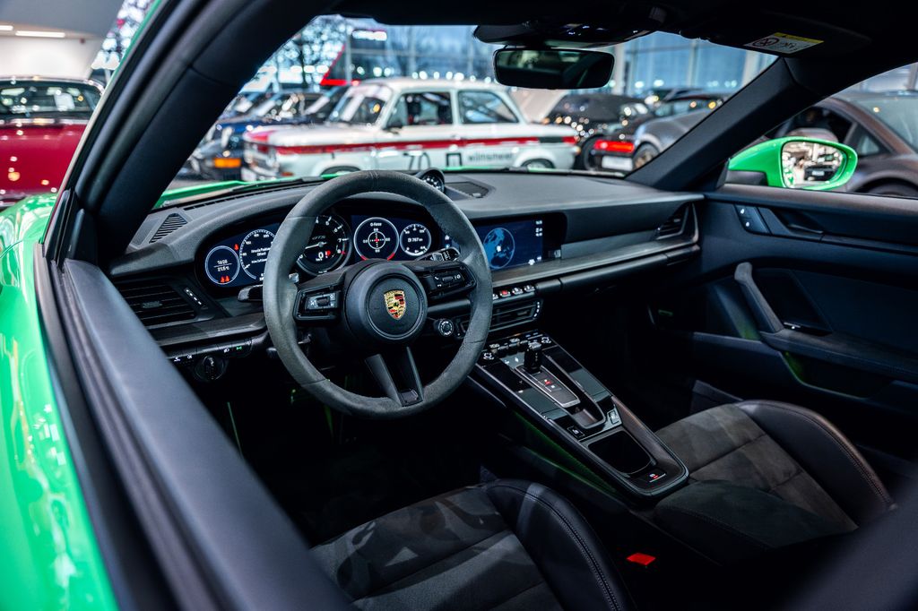 Porsche 992 2022