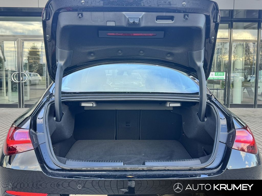 Mercedes-Benz CLA 180 2024