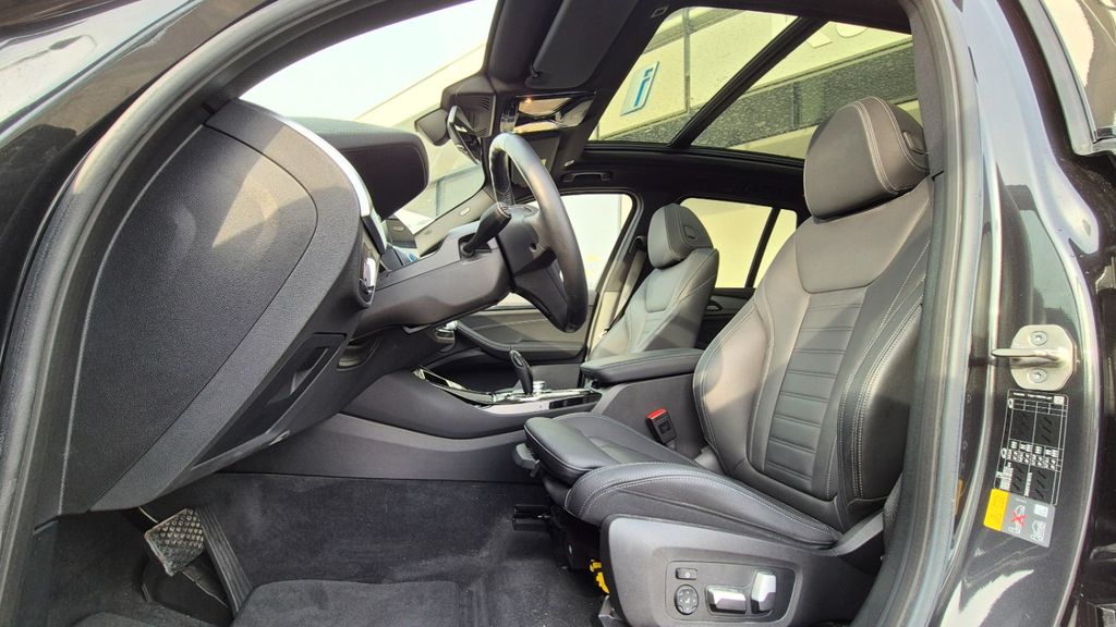 BMW iX3 2021