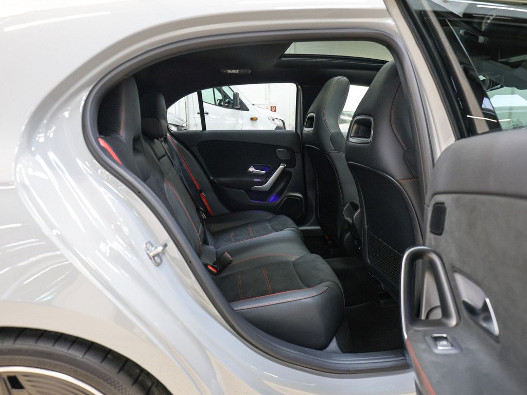 Mercedes-Benz A 35 AMG 2025