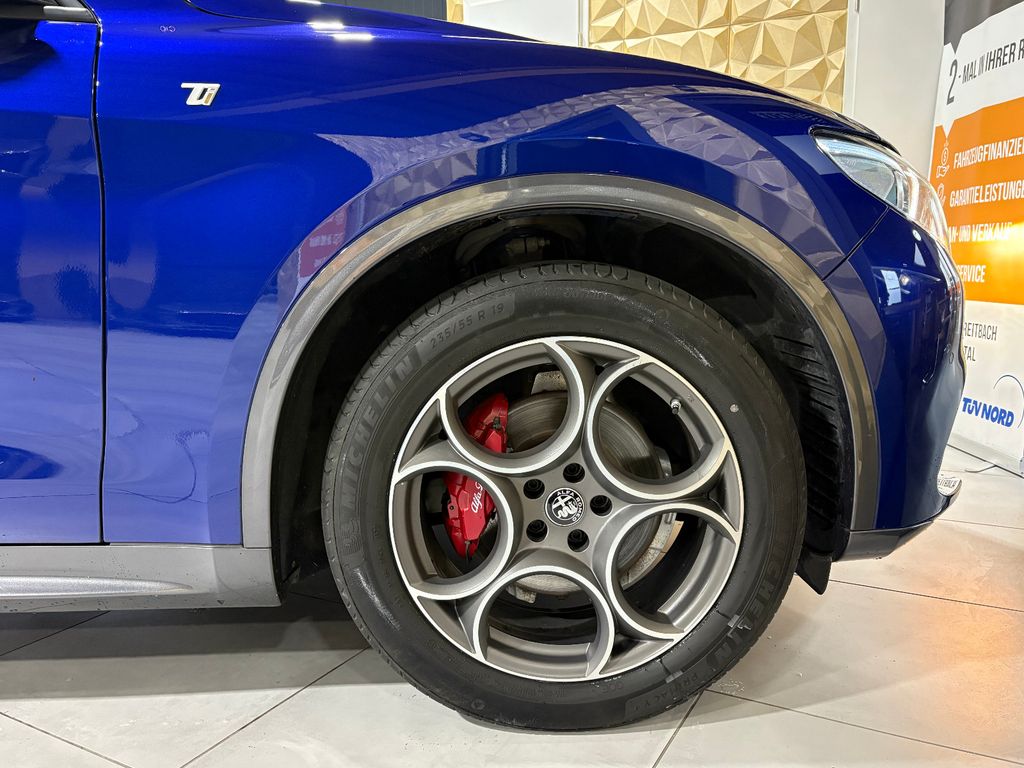 Alfa Romeo Stelvio 2022