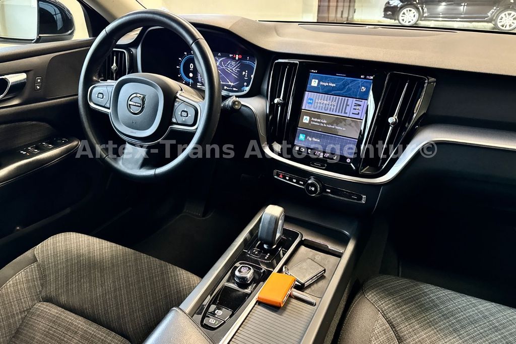 Volvo V60 2022