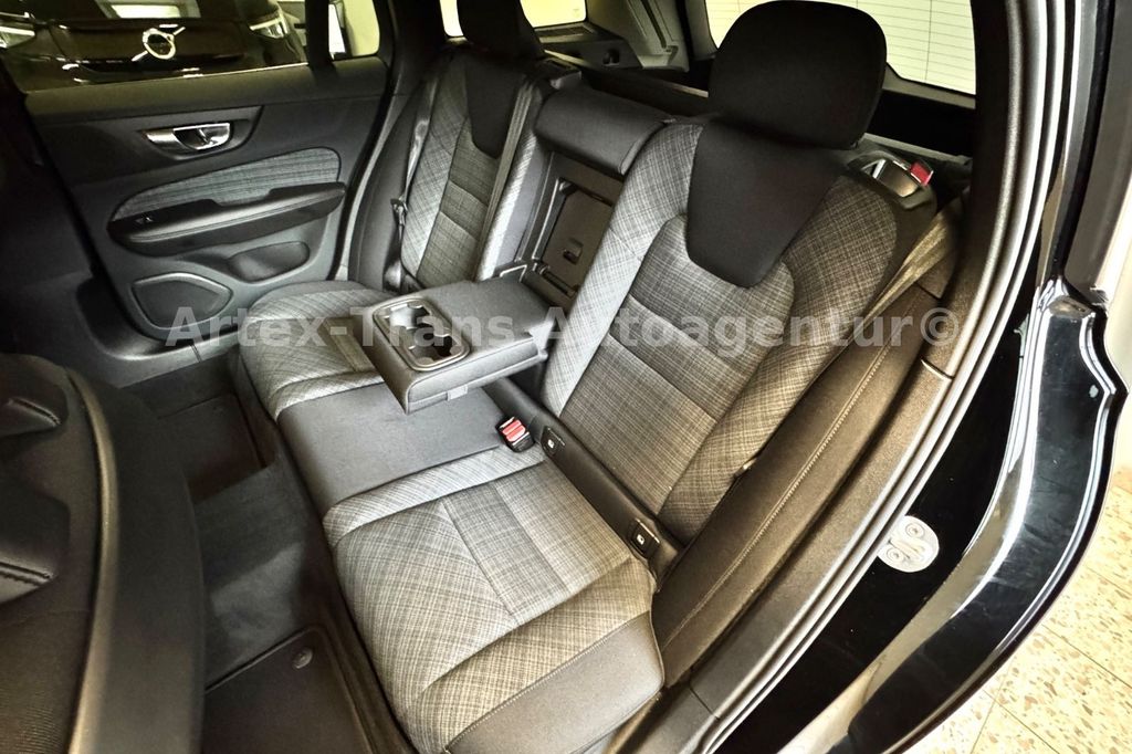 Volvo V60 2022