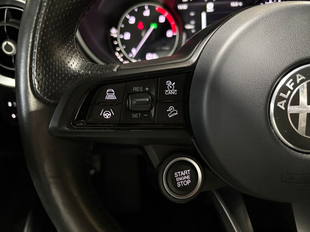 Alfa Romeo Stelvio 2022