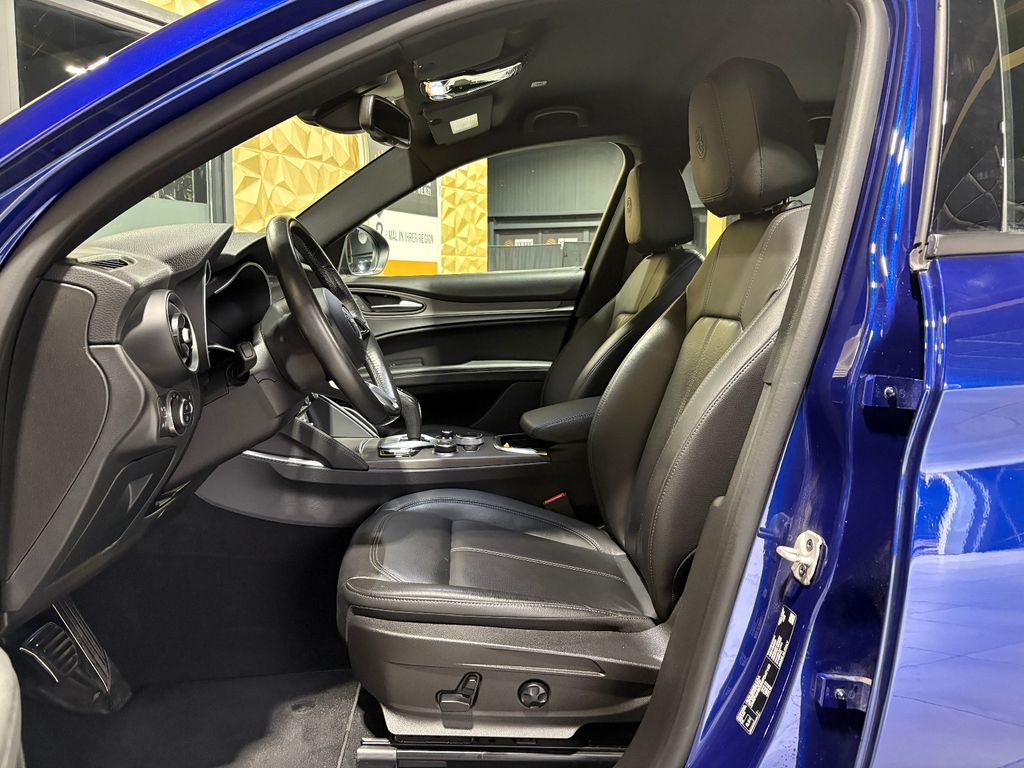 Alfa Romeo Stelvio 2022