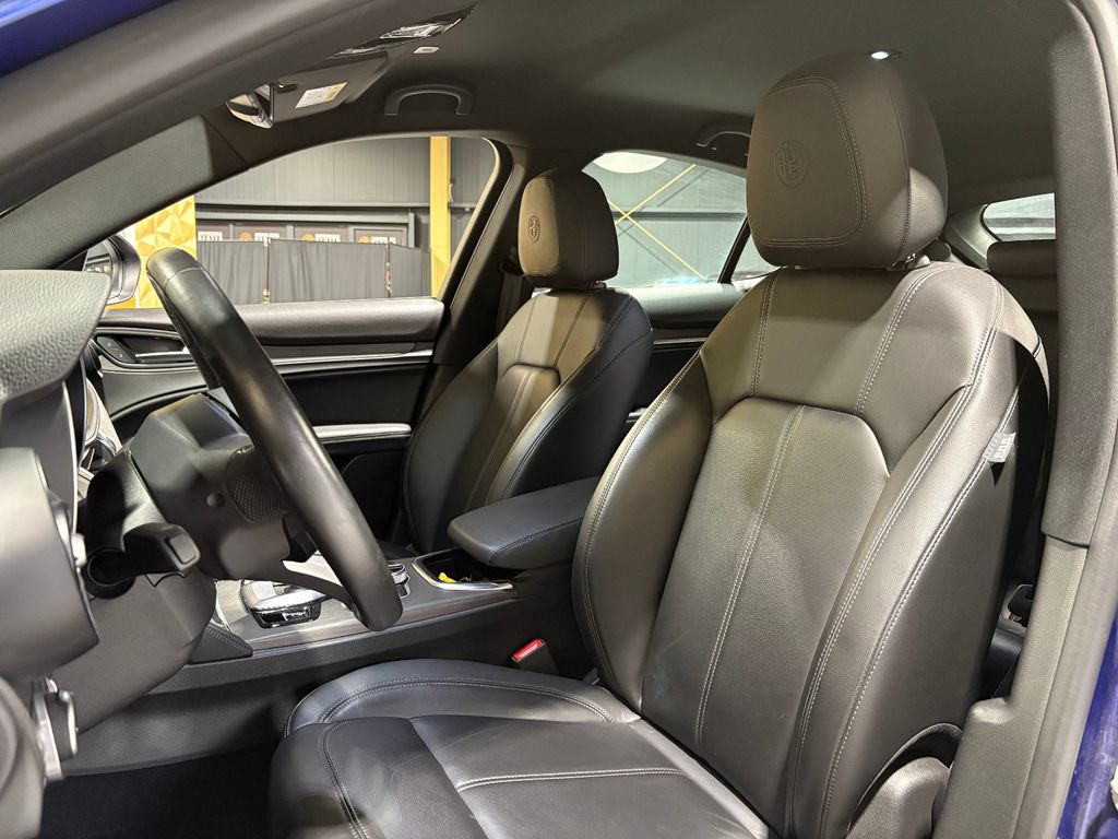 Alfa Romeo Stelvio 2022