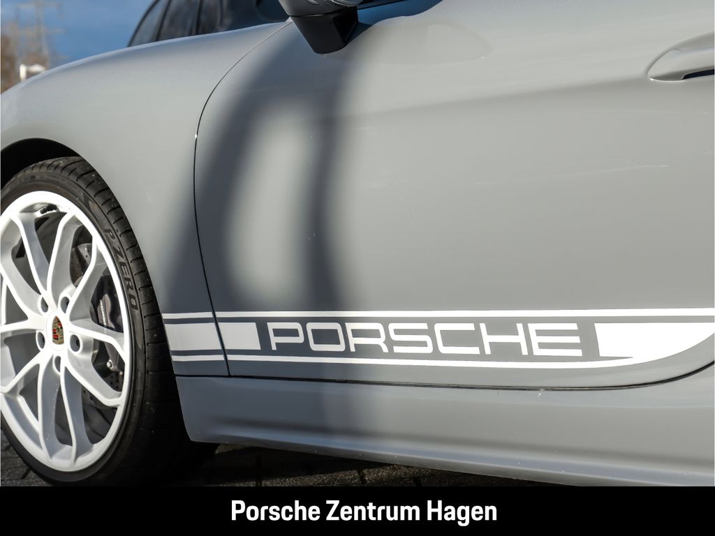 Porsche Boxster 2023