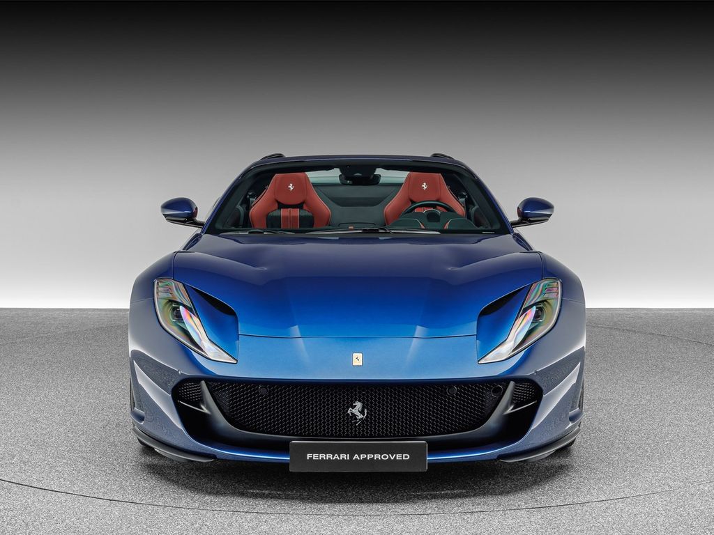 Ferrari 812 2022