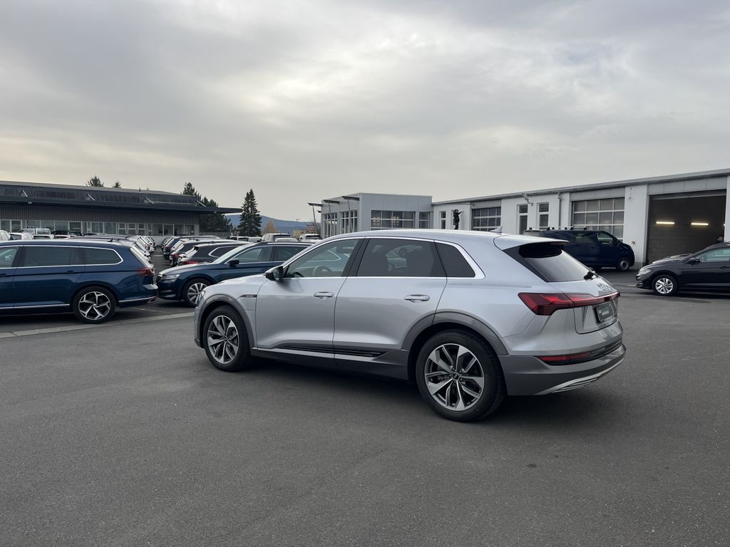 Audi e-tron 2022