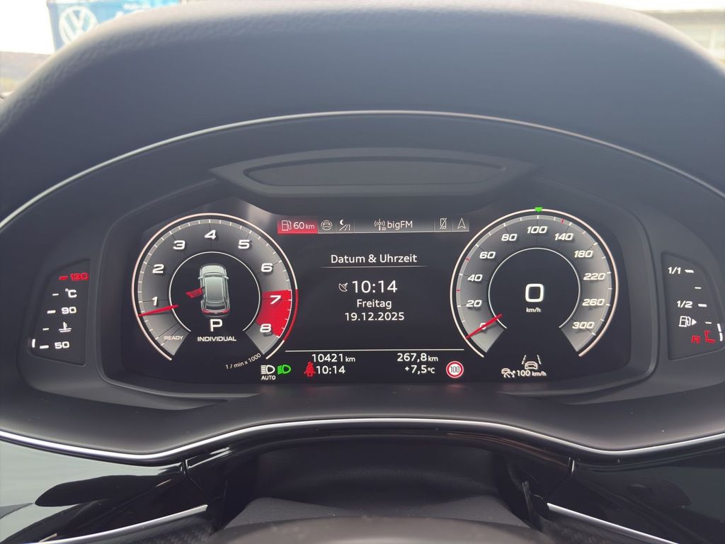 Audi SQ8 2025