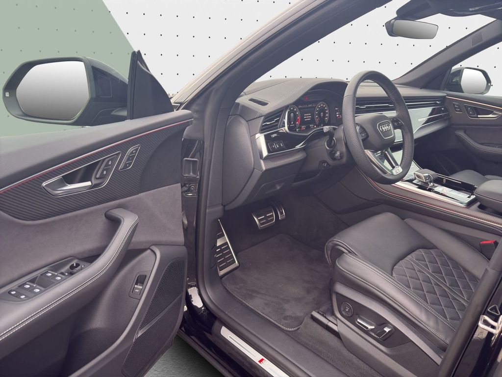 Audi SQ8 2025