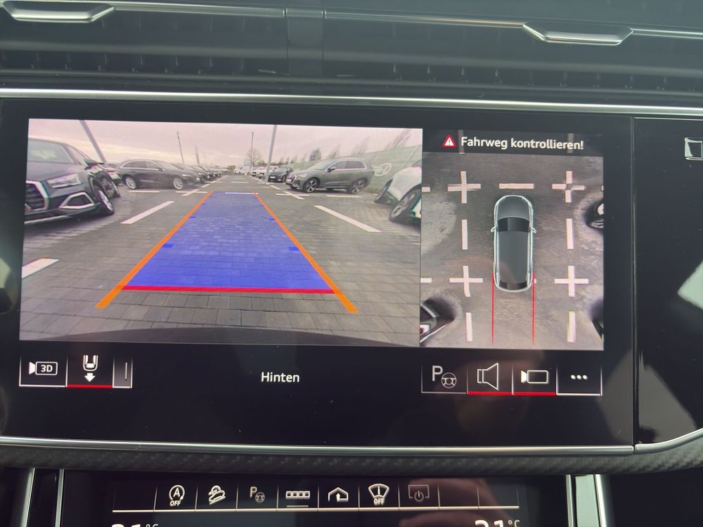 Audi SQ8 2025
