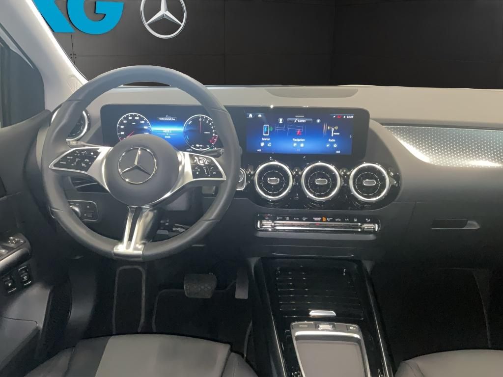 Mercedes-Benz B 250 2024
