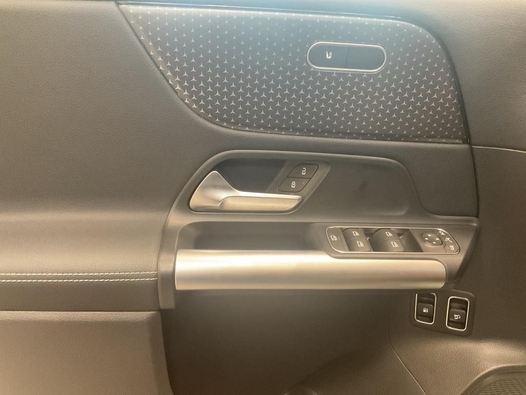 Mercedes-Benz B 250 2024