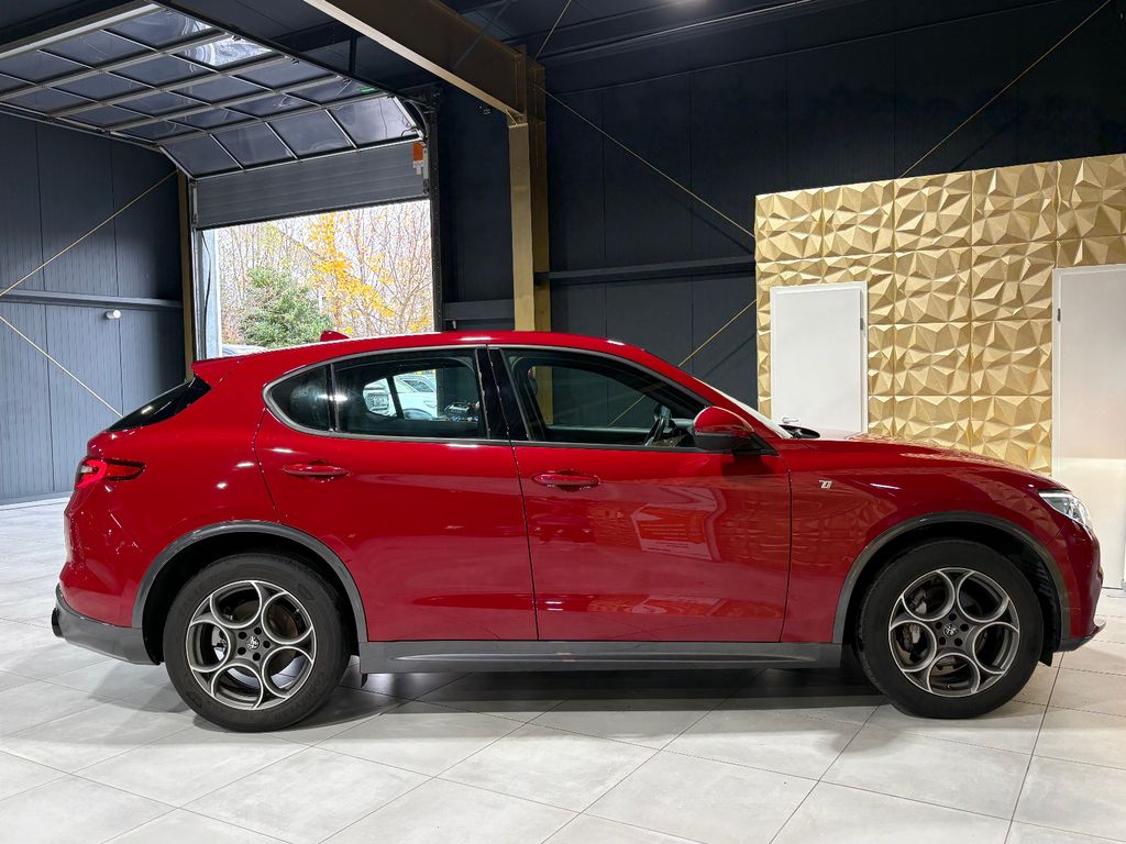 Alfa Romeo Stelvio 2022