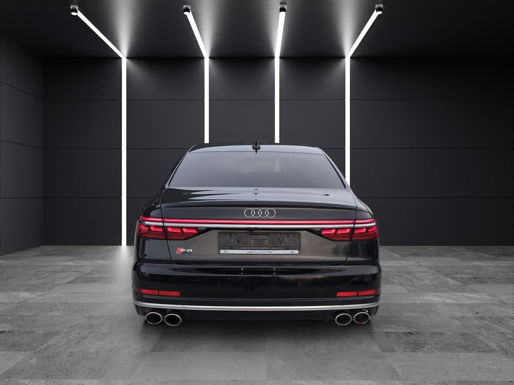 Audi S8 2022