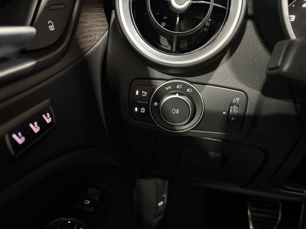 Alfa Romeo Stelvio 2022