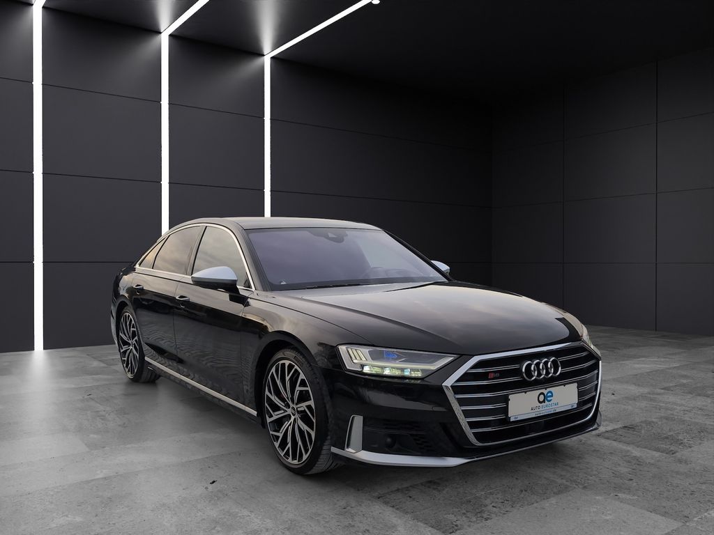 Audi S8 2022