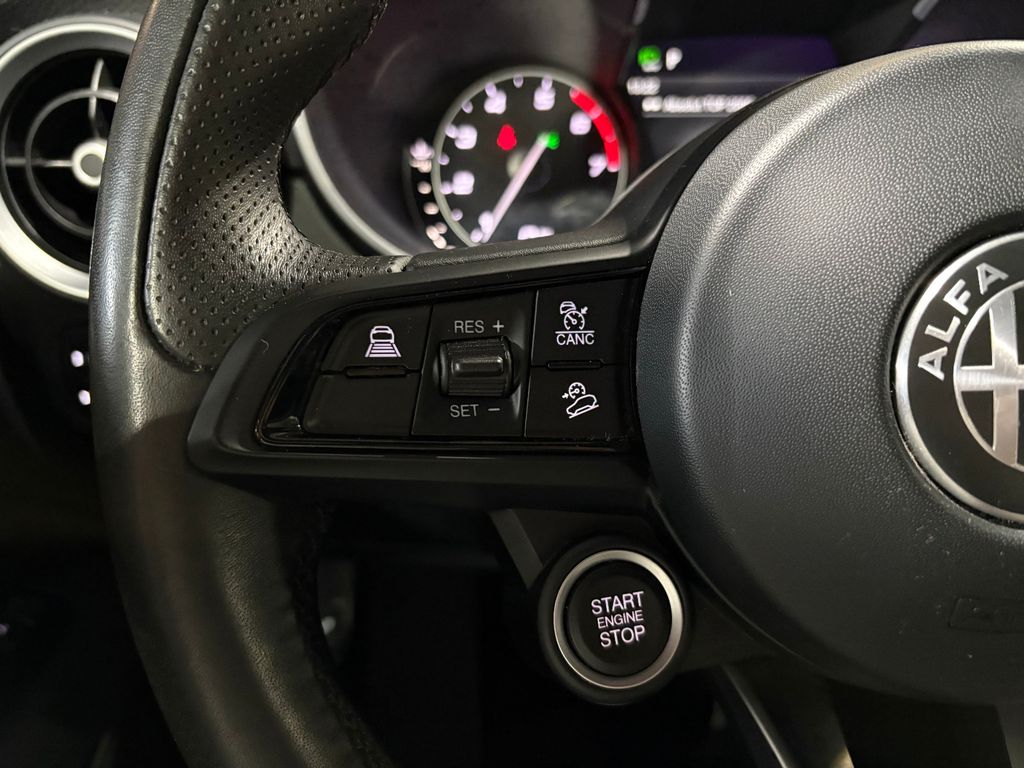 Alfa Romeo Stelvio 2022