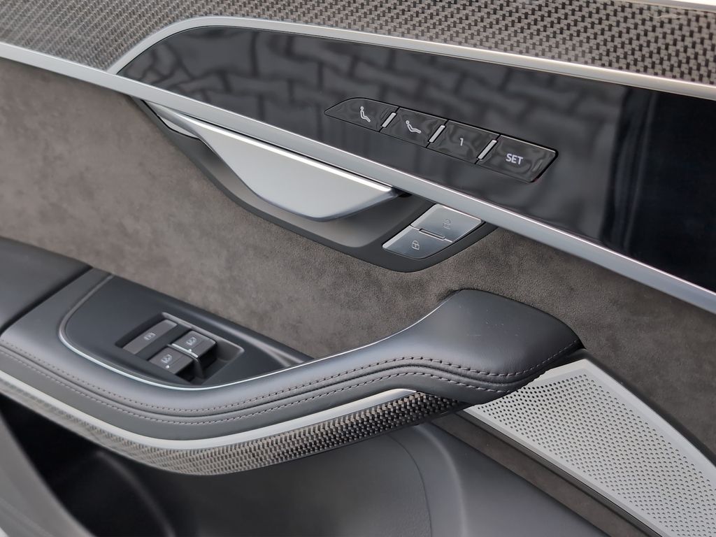 Audi S8 2022